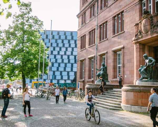 Uni-Freiburg Uni-Freiburg